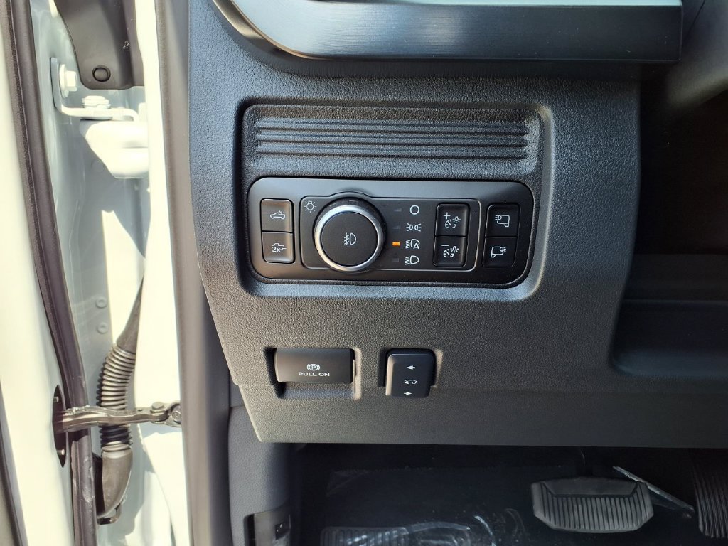 New 2026 Ford F350 Lariat w/ Black Appearance Package AWD/4WD image 20