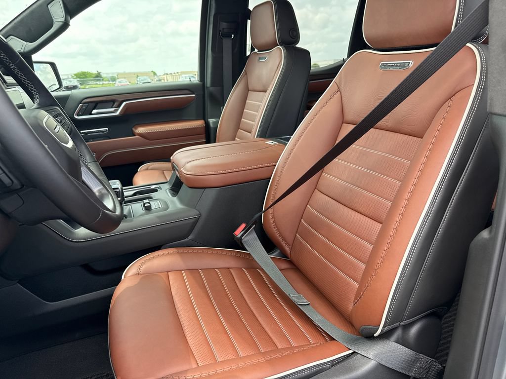 New 2026 GMC Sierra 1500 Denali Ultimate AWD/4WD image 16