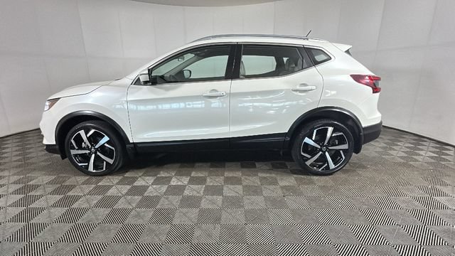Used 2022 Nissan Rogue Sport SL AWD/4WD image 6
