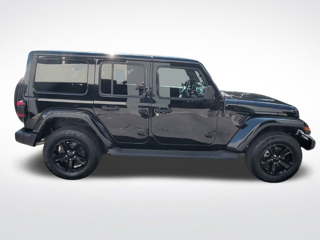 Used 2022 Jeep Wrangler Unlimited Sahara image 7