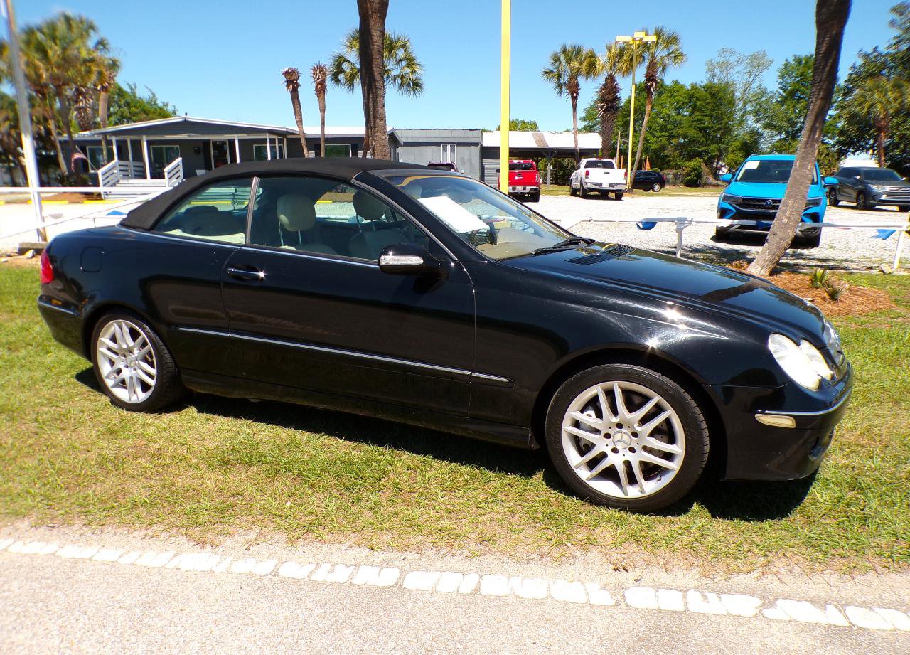 Used 2009 Mercedes-Benz CLK 350 Cabriolet image 2