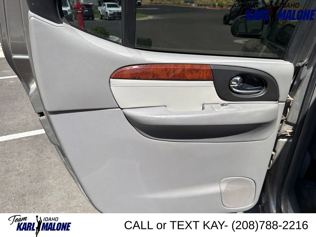 Used 2006 GMC Envoy XL 4WD image 7