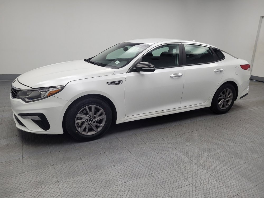 Used 2020 Kia Optima LX image 2