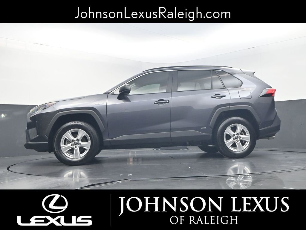 Used 2021 Toyota RAV4 LE AWD/4WD image 23
