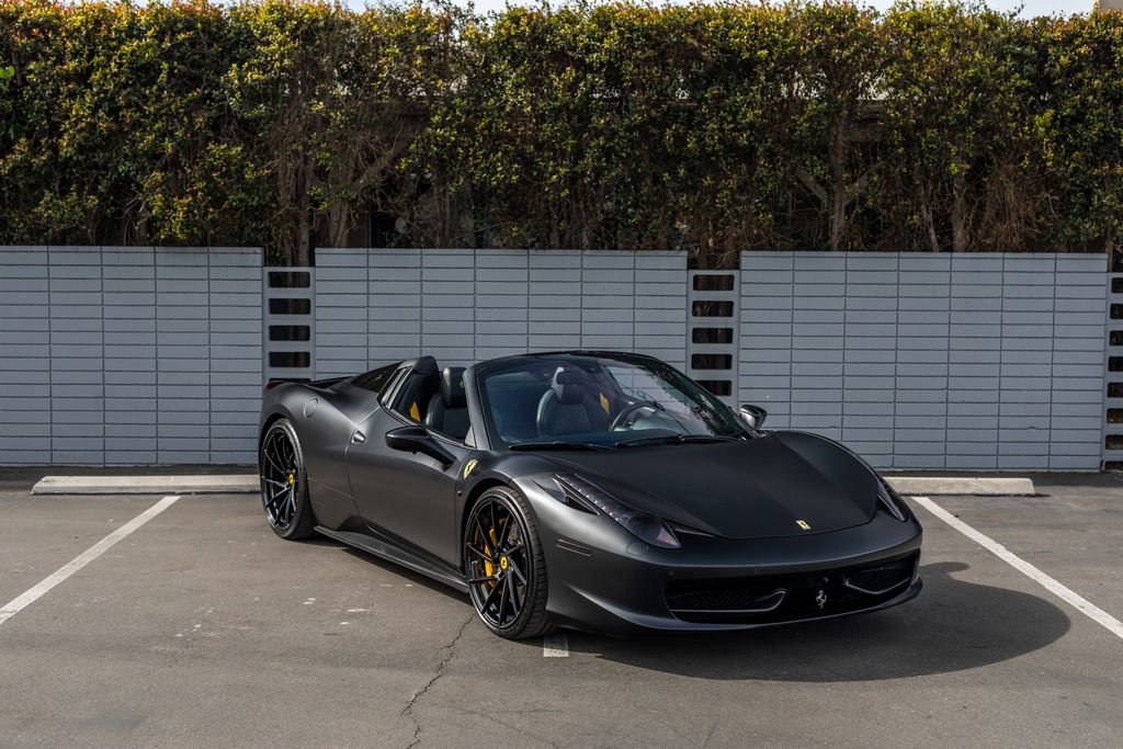 Used 2014 Ferrari 458 Spider RWD image 1