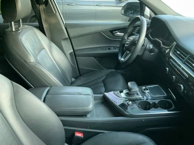 Used 2017 Audi Q7 2.0T Premium AWD/4WD image 5