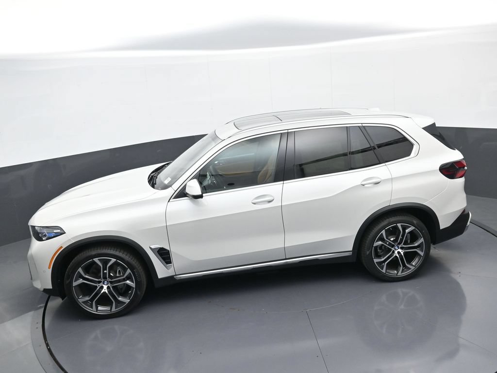 New 2026 BMW X5 xDrive40i w/ Premium Package AWD/4WD image 33