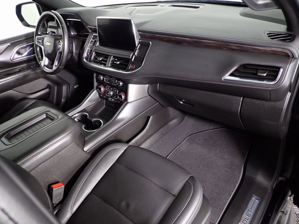 Used 2023 Chevrolet Suburban LT image 40