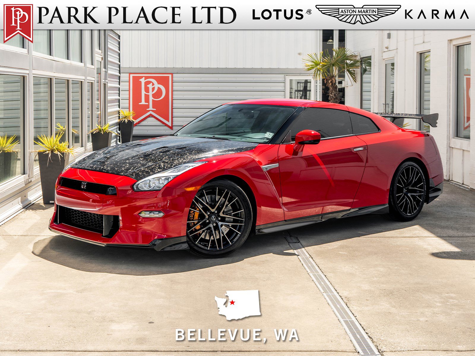 Used 2024 Nissan GT-R Premium w/ Premium Interior Package AWD/4WD image 1
