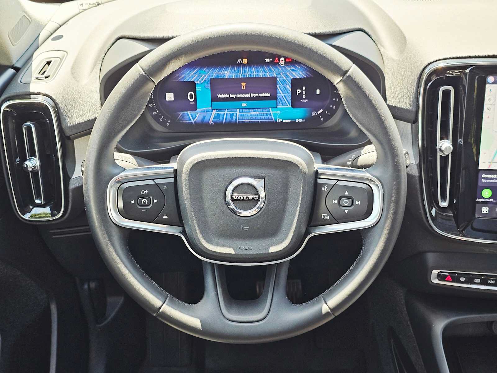 New 2026 Volvo XC40 B5 Ultra w/ Protection Package Premier AWD/4WD image 23