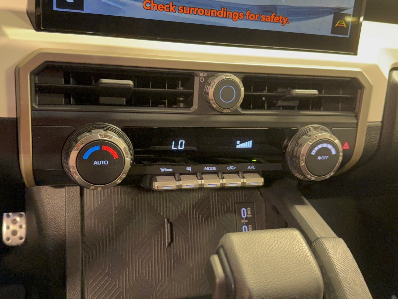 Used 2024 Toyota Tacoma TRD Sport RWD image 22
