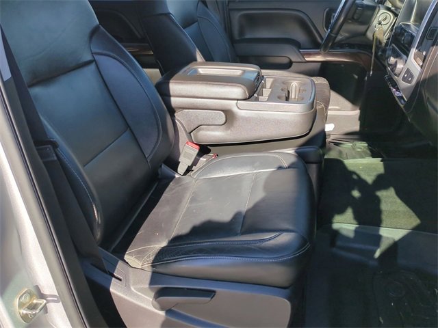 Used 2015 GMC Sierra 3500 SLE image 25