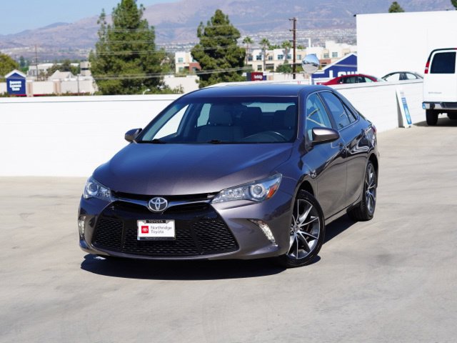 Used 2015 Toyota Camry XSE FWD image 4