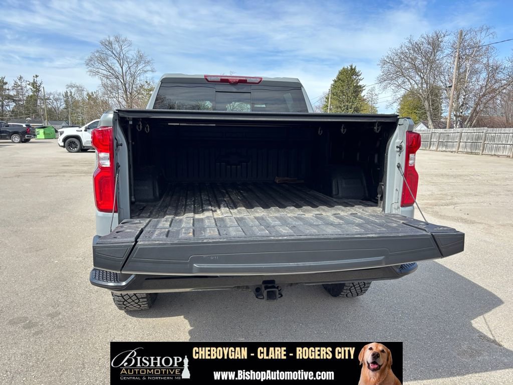 Used 2025 Chevrolet Silverado 1500 ZR2 w/ Technology Package AWD/4WD image 24