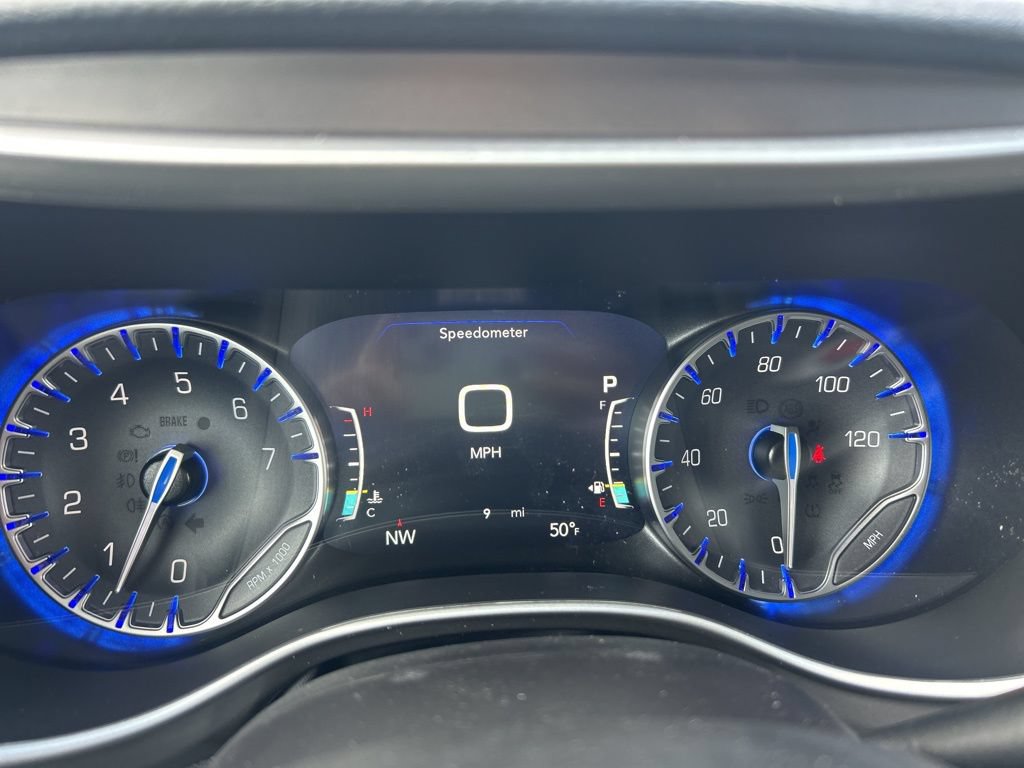 New 2026 Chrysler Pacifica Select FWD image 13
