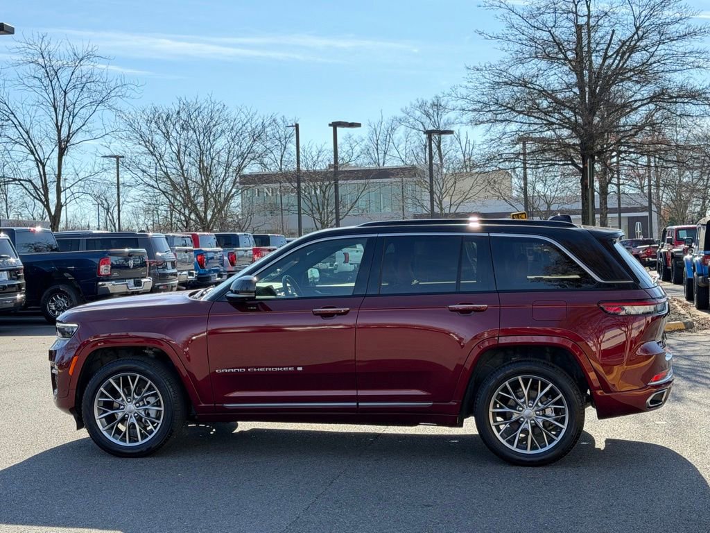 Certified 2024 Jeep Grand Cherokee Summit image 10