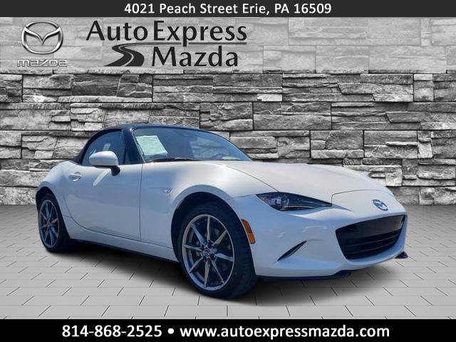 Certified 2023 MAZDA MX-5 Miata Grand Touring RWD image 1