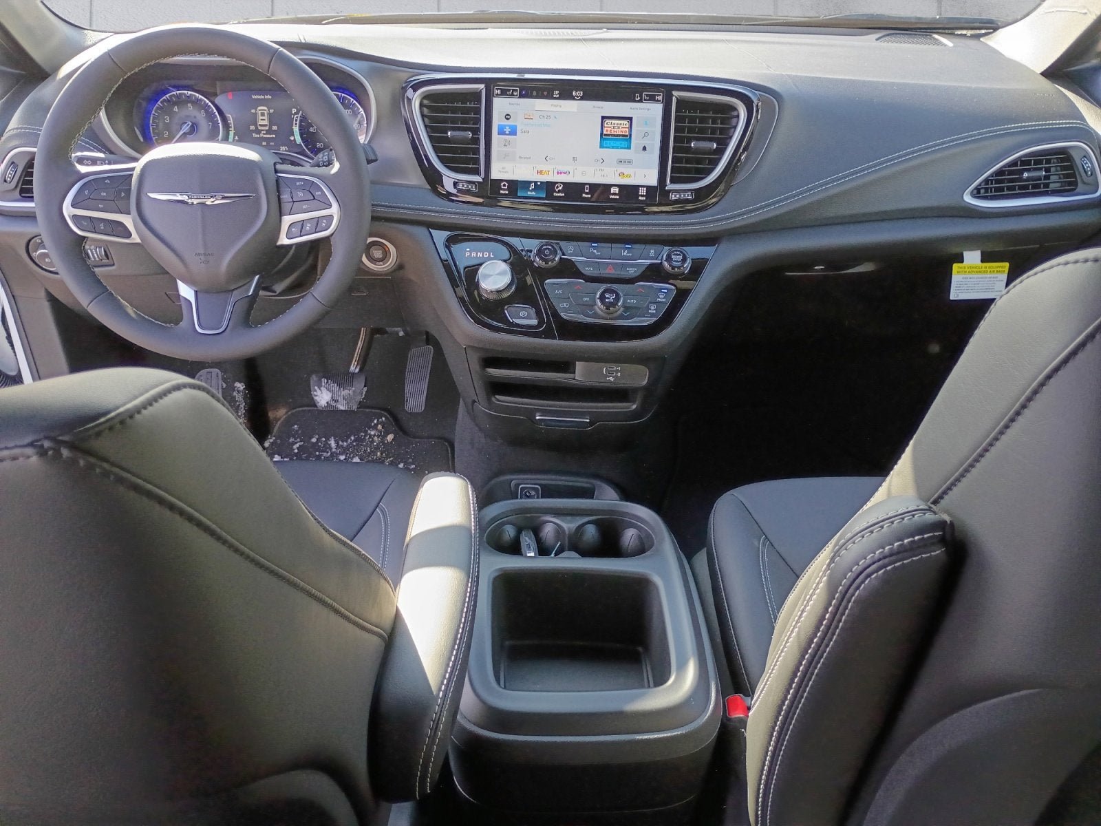 New 2026 Chrysler Pacifica Select image 11
