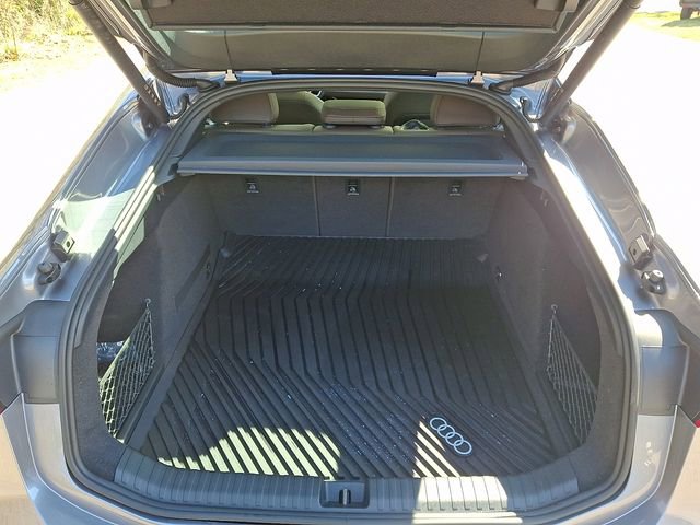 Used 2025 Audi A6 e-tron Premium w/ Ultra Package image 33