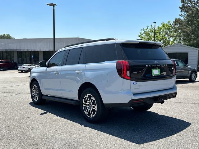 New 2026 Ford Expedition Active RWD image 5