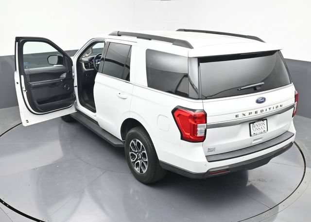 Used 2023 Ford Expedition XL AWD/4WD image 40