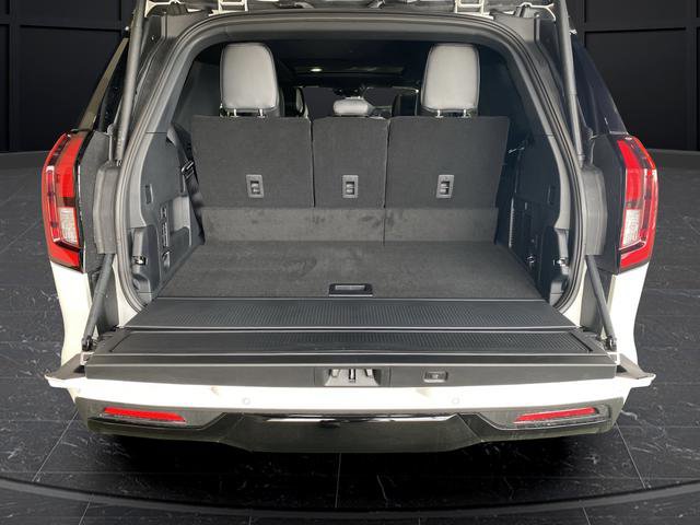 New 2026 Ford Expedition Platinum image 15