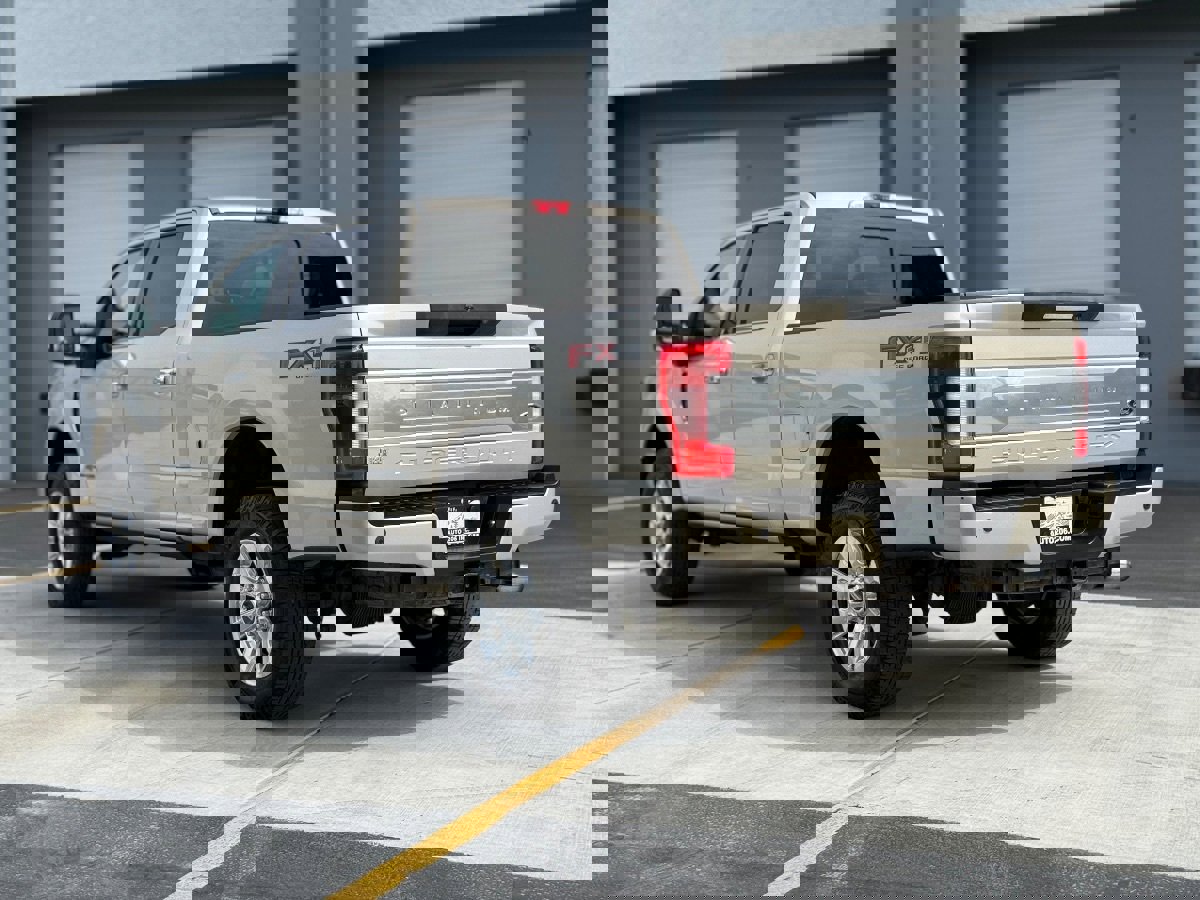 Used 2018 Ford F250 Platinum w/ Platinum Ultimate Package image 5