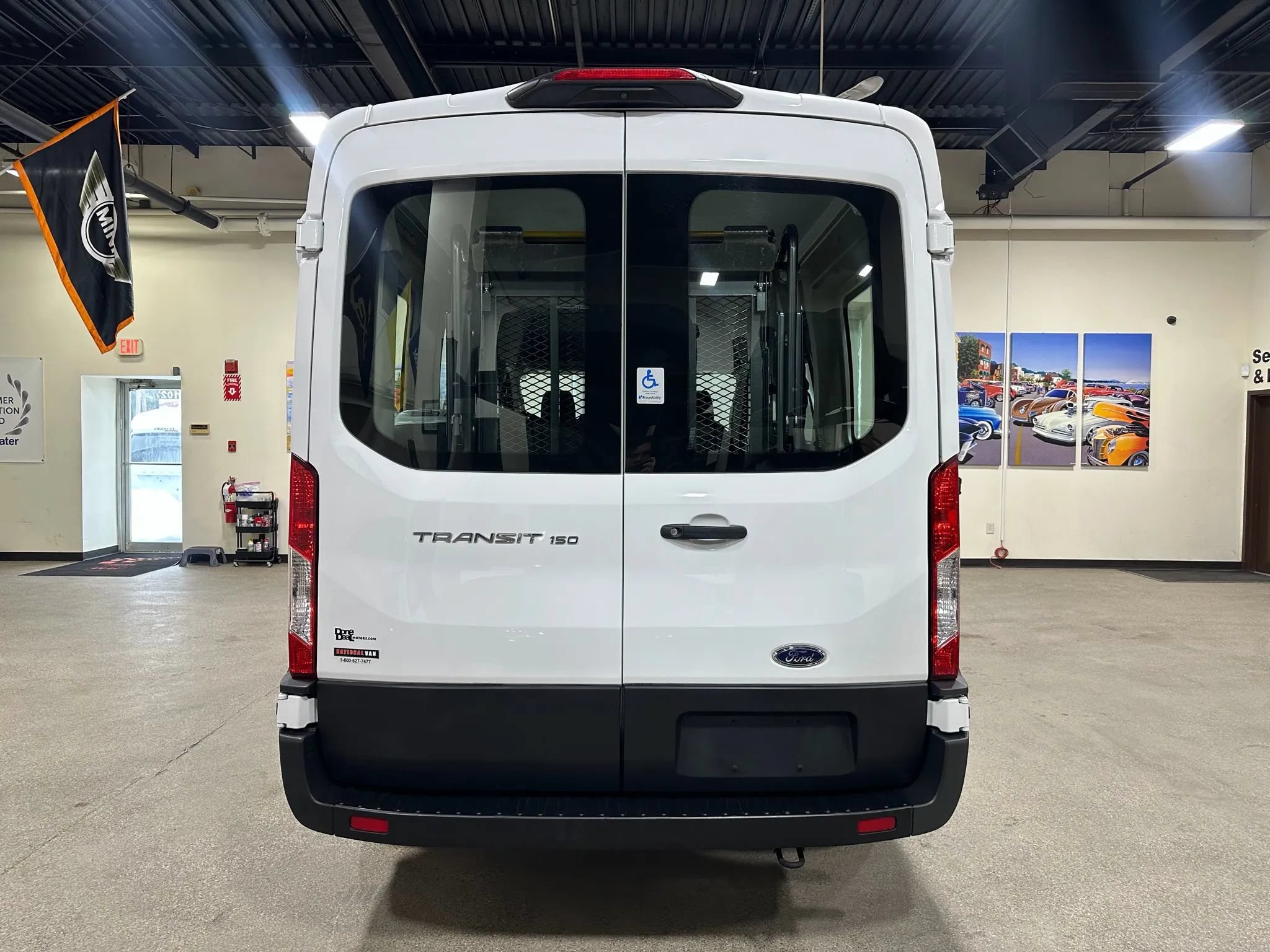 Used 2020 Ford Transit 150 Medium Roof RWD image 11