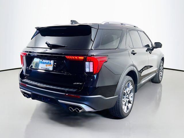 Used 2025 Ford Explorer Platinum w/ Ultimate Package image 8