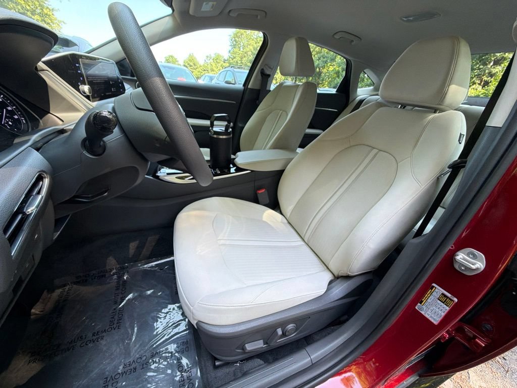 Certified 2023 Hyundai Sonata SEL FWD image 15