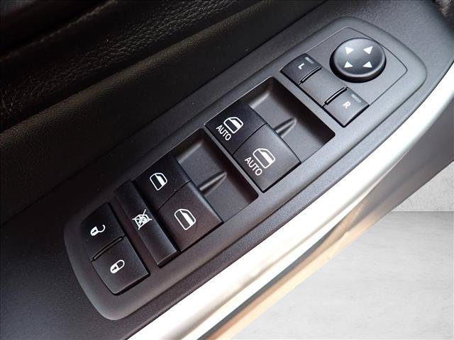 Used 2022 Jeep Cherokee Latitude w/ Sun & Sound Group AWD/4WD image 14