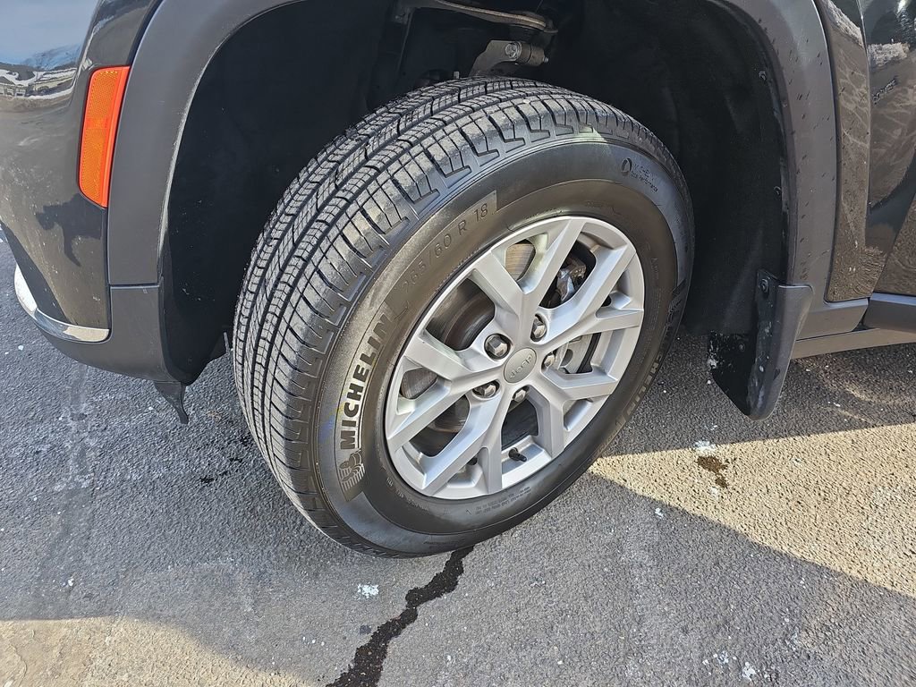 Used 2022 Jeep Grand Cherokee L Limited w/ Trailer Tow Group (B) image 34