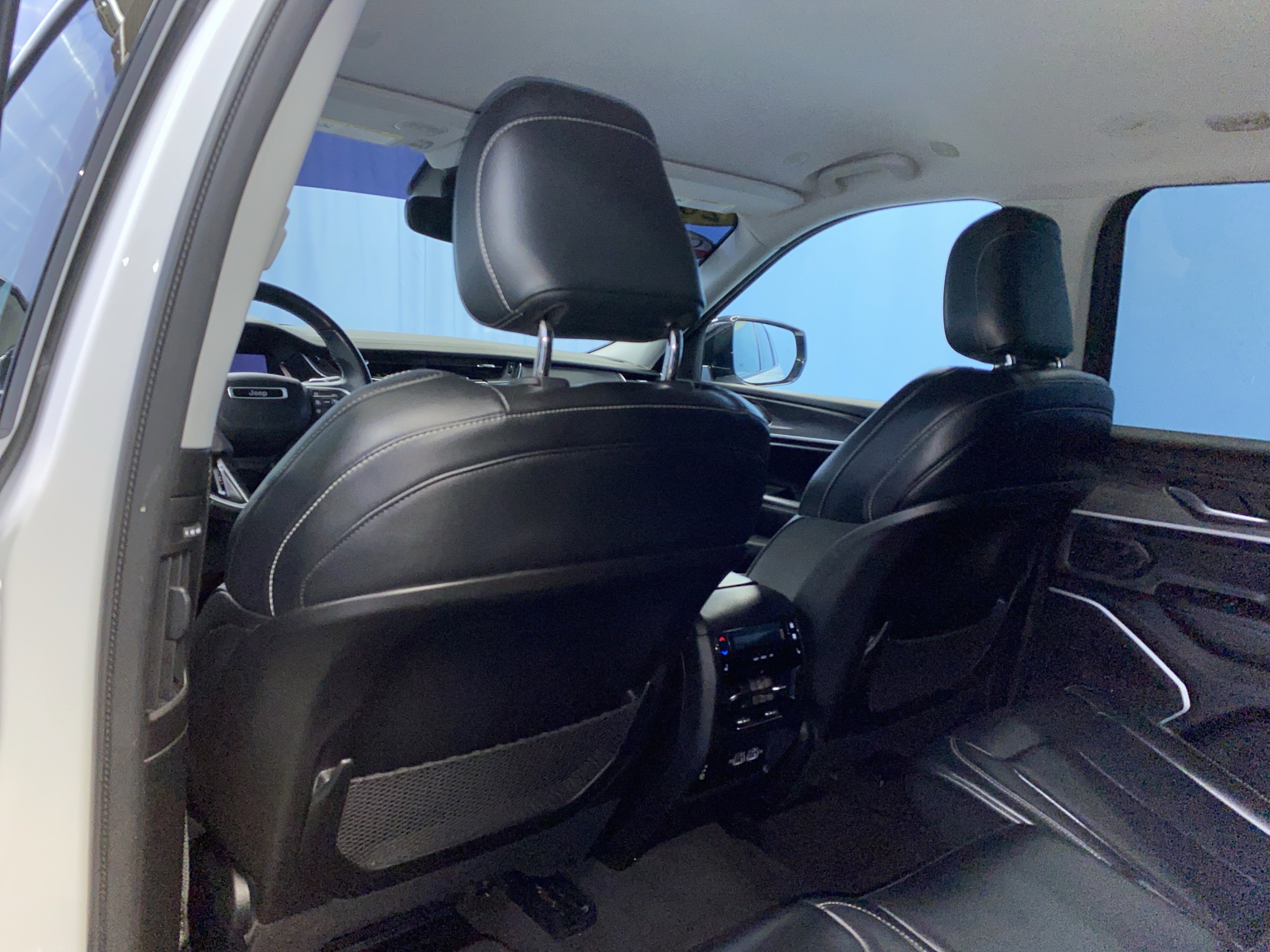 Certified 2021 Jeep Grand Cherokee L Limited image 30