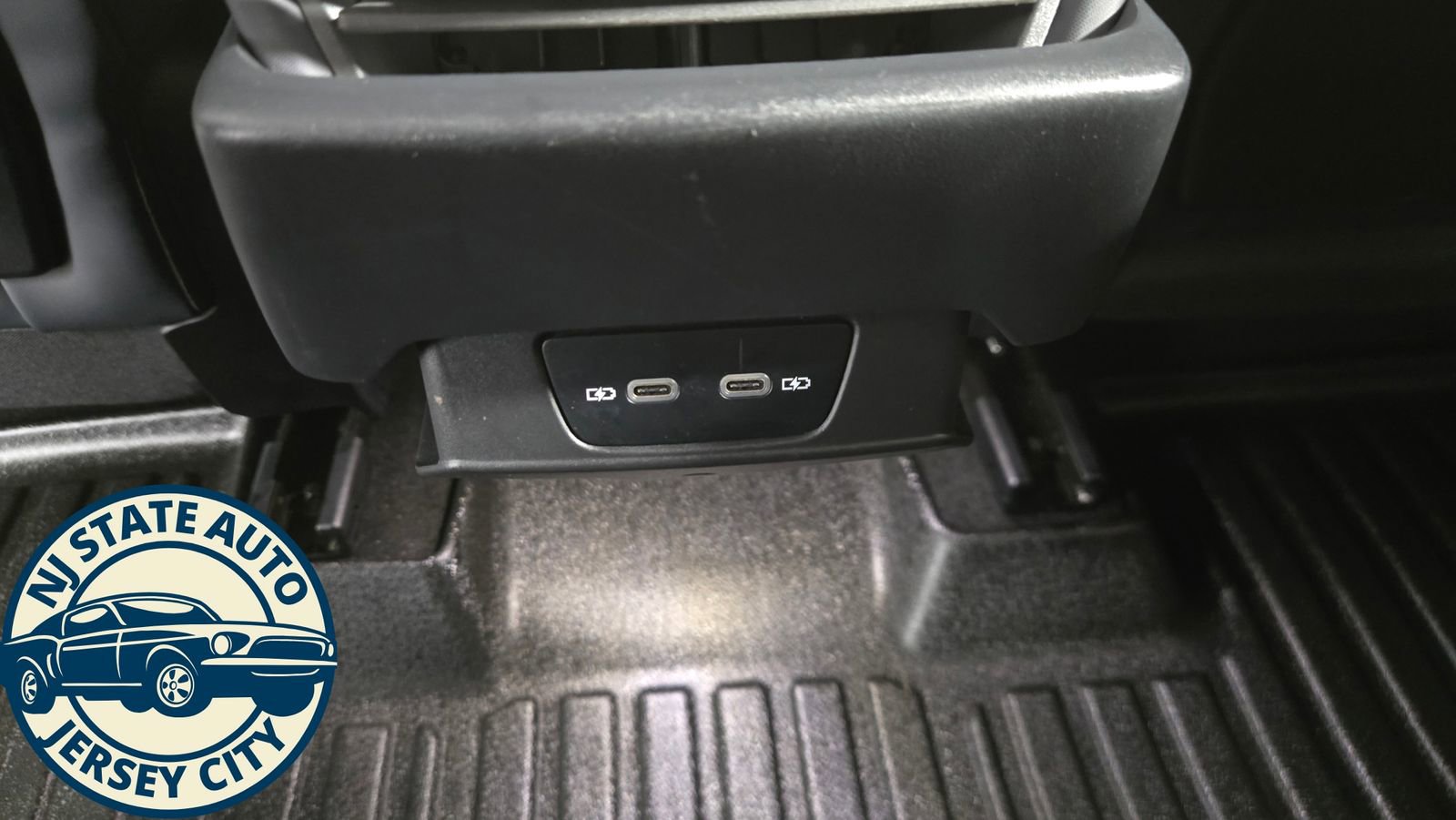 Used 2023 Fisker Ocean One image 26