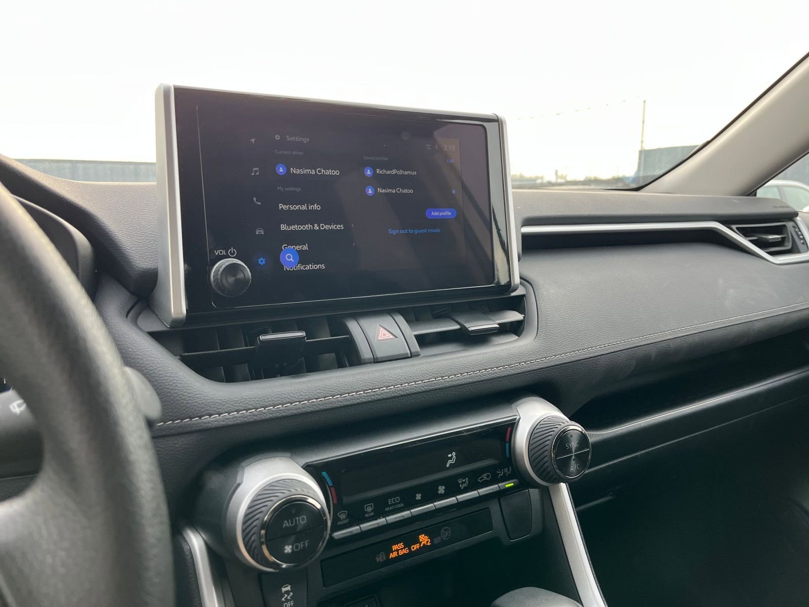 Used 2025 Toyota RAV4 LE image 21