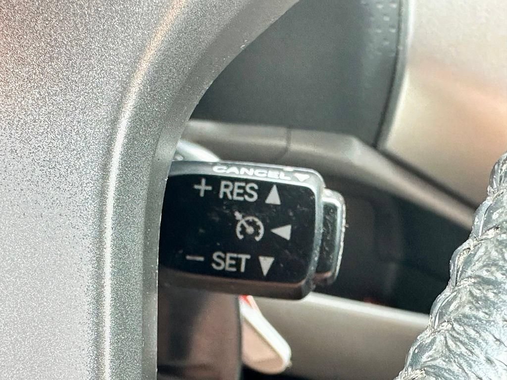 Used 2014 Toyota Tacoma PreRunner w/ SR5 Package RWD image 19