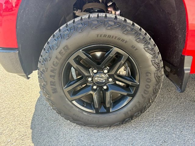 Used 2023 Chevrolet Silverado 1500 Custom Trail Boss image 13