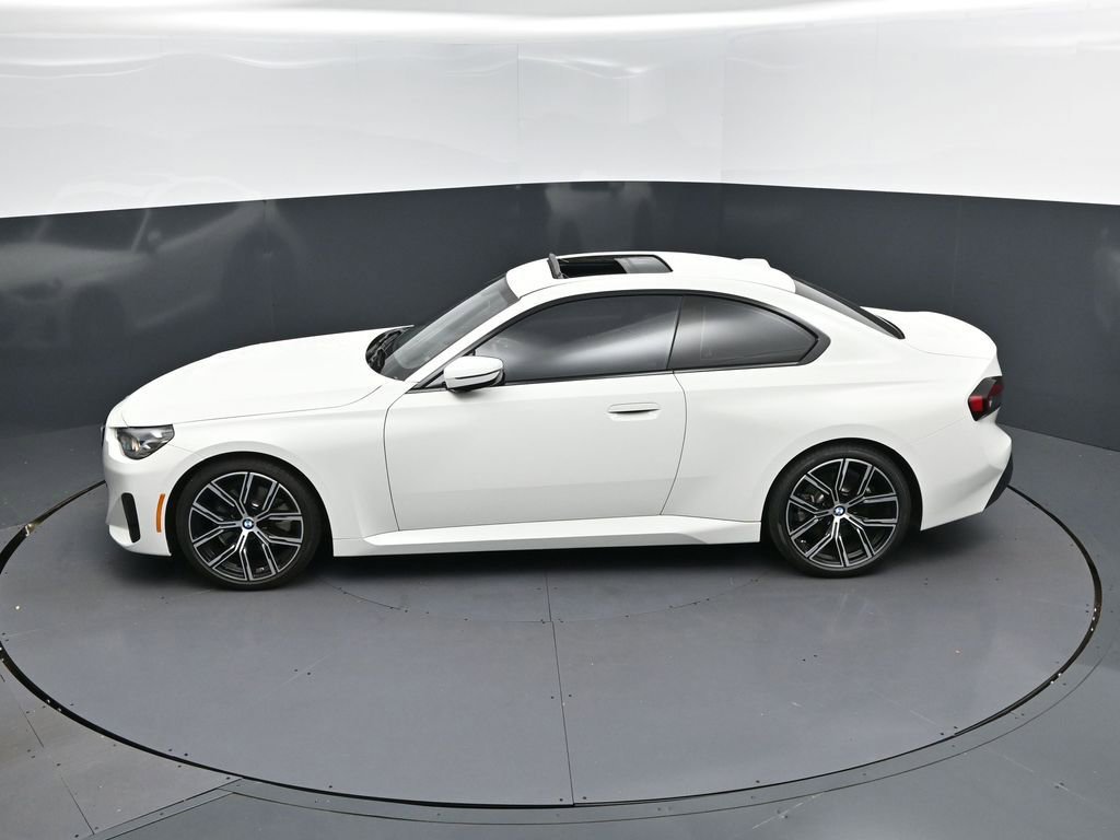 Certified 2024 BMW 230i Coupe w/ Premium Package image 30