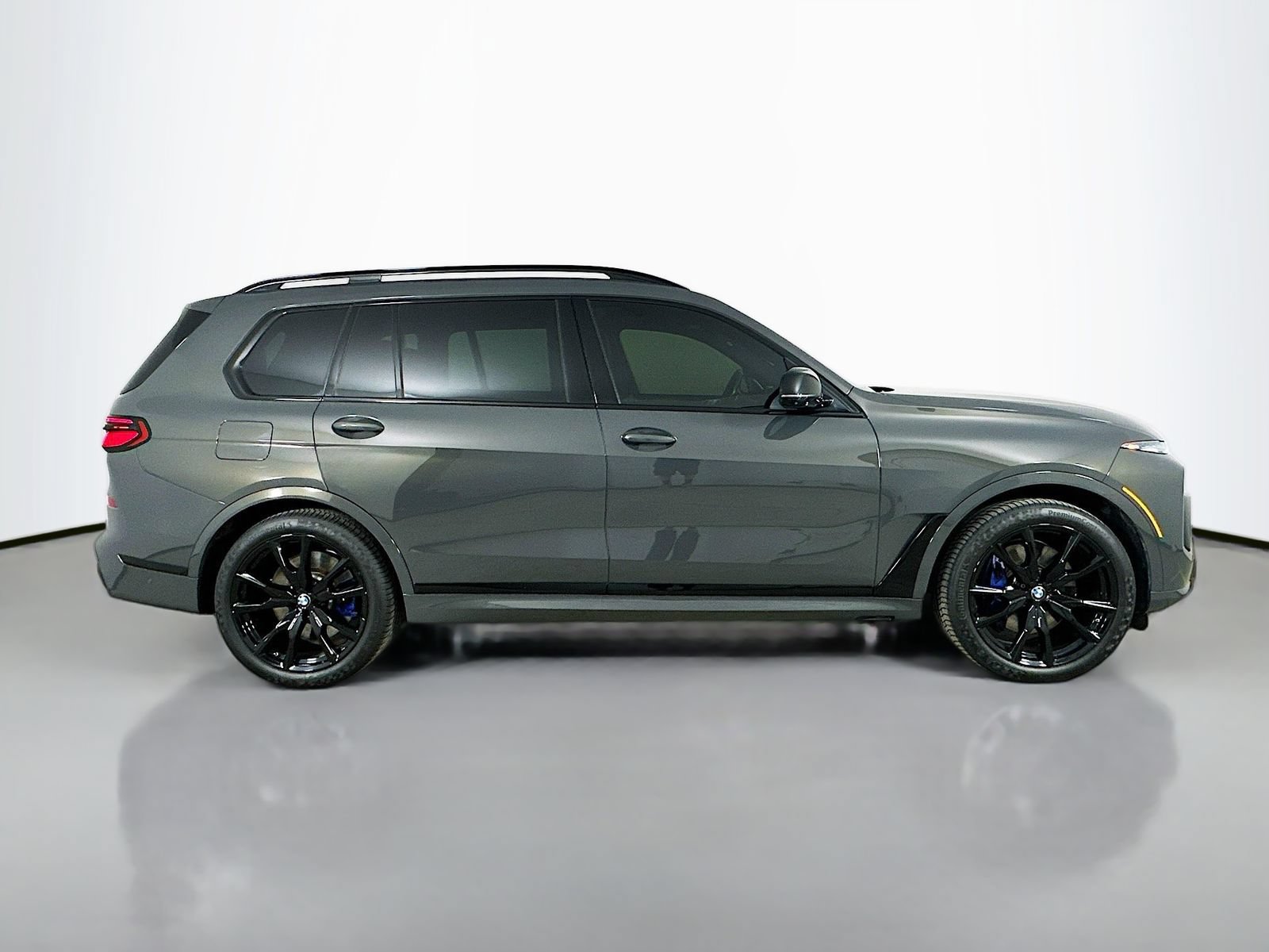 Used 2024 BMW X7 M60i w/ Executive Package AWD/4WD image 4