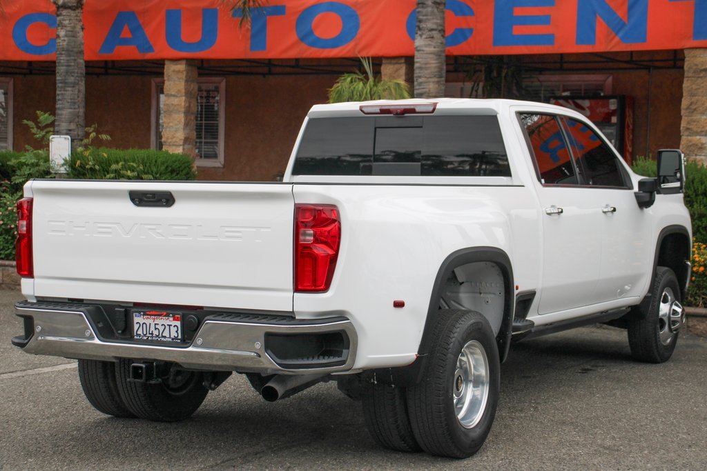 Used 2023 Chevrolet Silverado 3500 LTZ w/ LTZ Convenience Package image 12