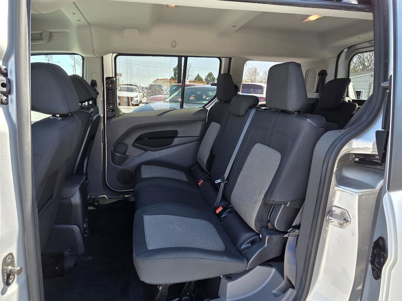 Used 2021 Ford Transit Connect XL image 15