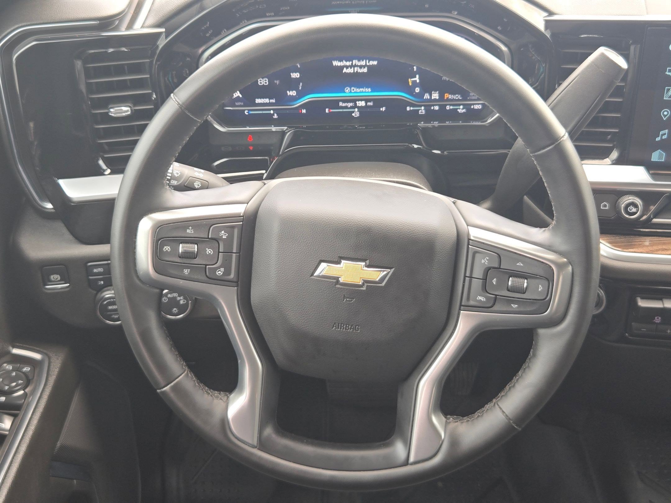Used 2024 Chevrolet Silverado 1500 LT w/ Z71 Off-Road Package AWD/4WD image 17