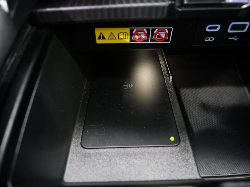 Used 2023 Lexus RX 500h F Sport image 29