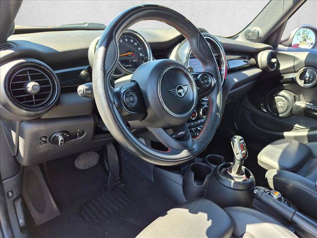 Used 2020 MINI Cooper S FWD image 9