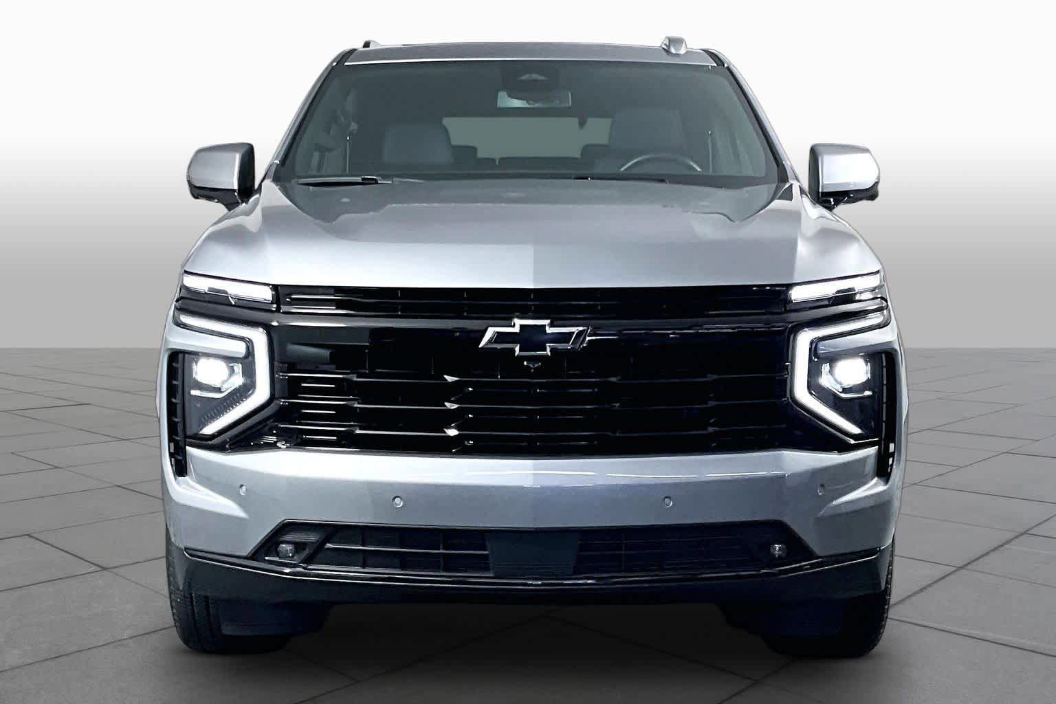 Used 2025 Chevrolet Tahoe RST w/ Comfort Package AWD/4WD image 4