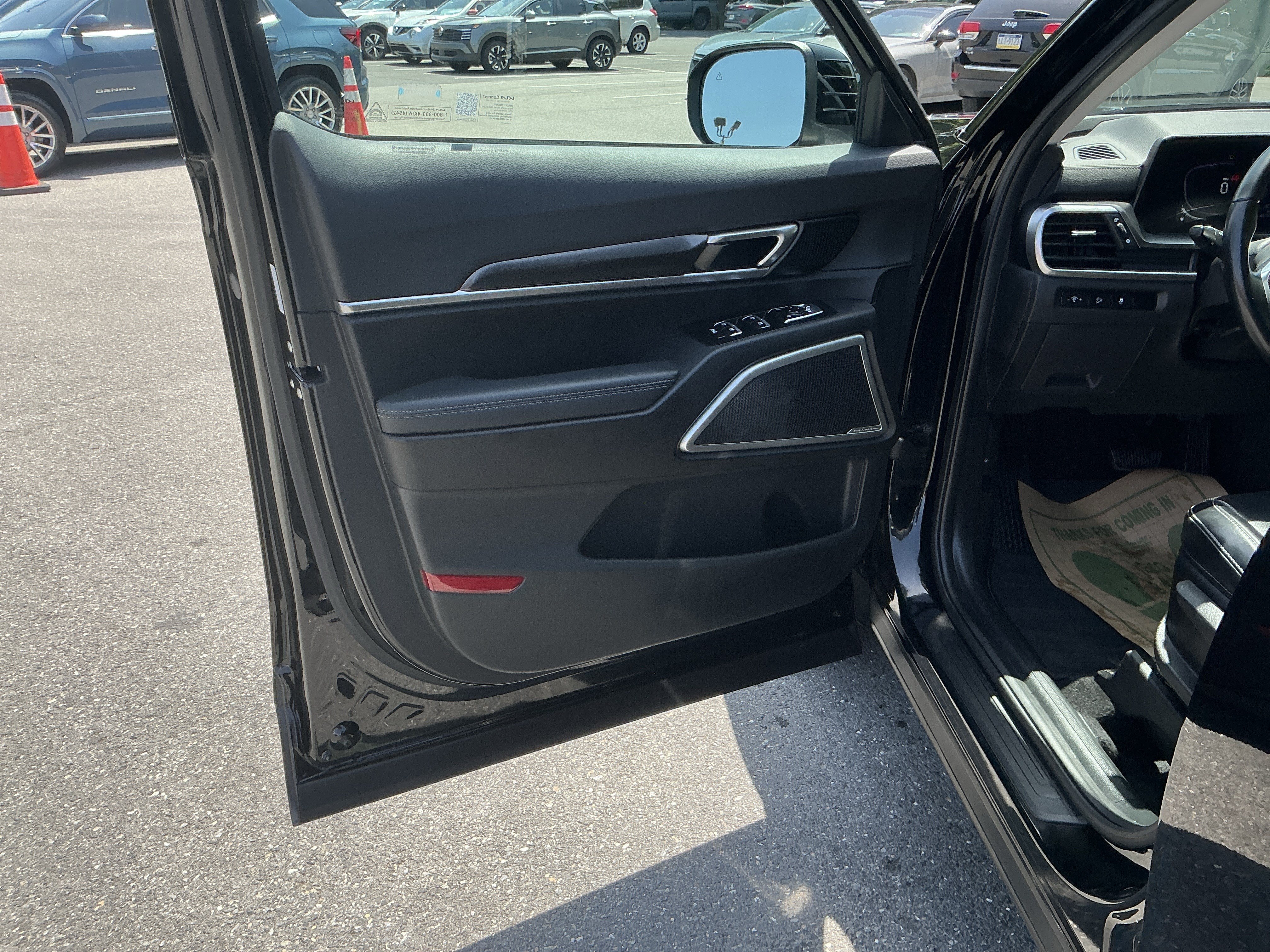 Certified 2024 Kia Telluride LX AWD/4WD image 13