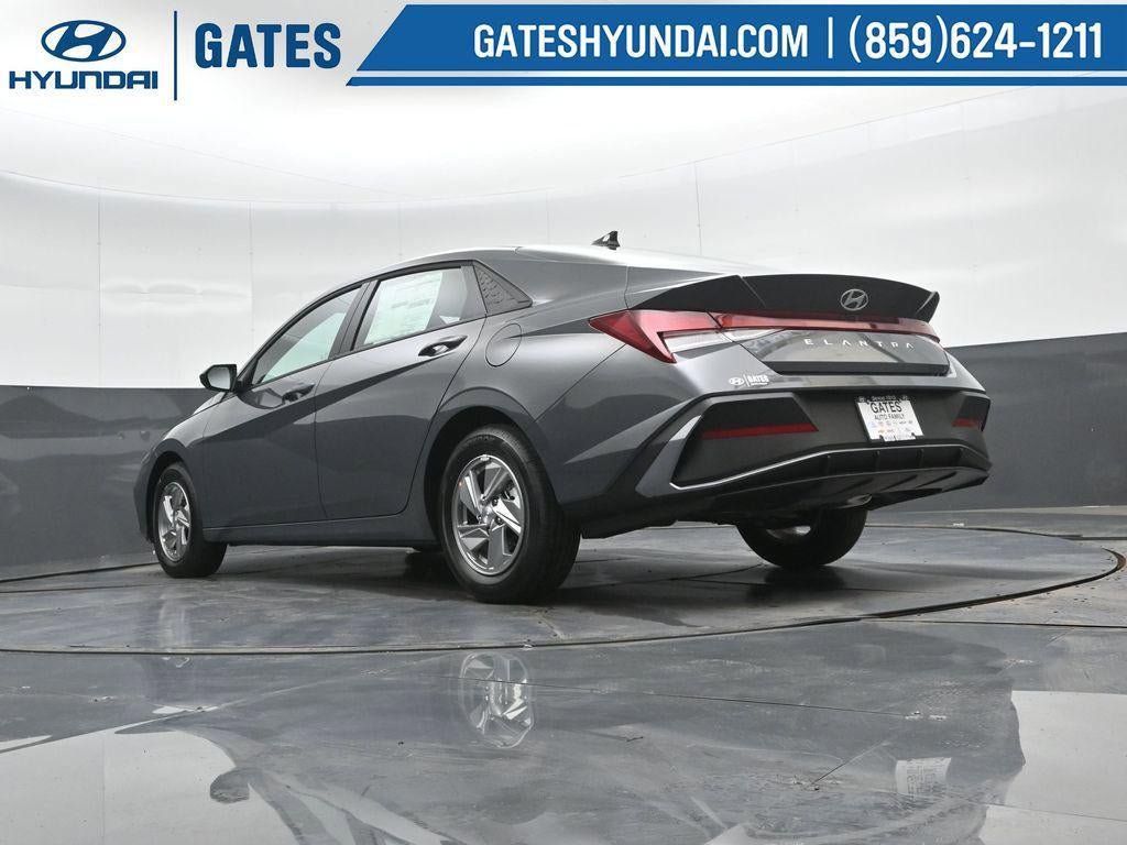 New 2026 Hyundai Elantra SE FWD image 42