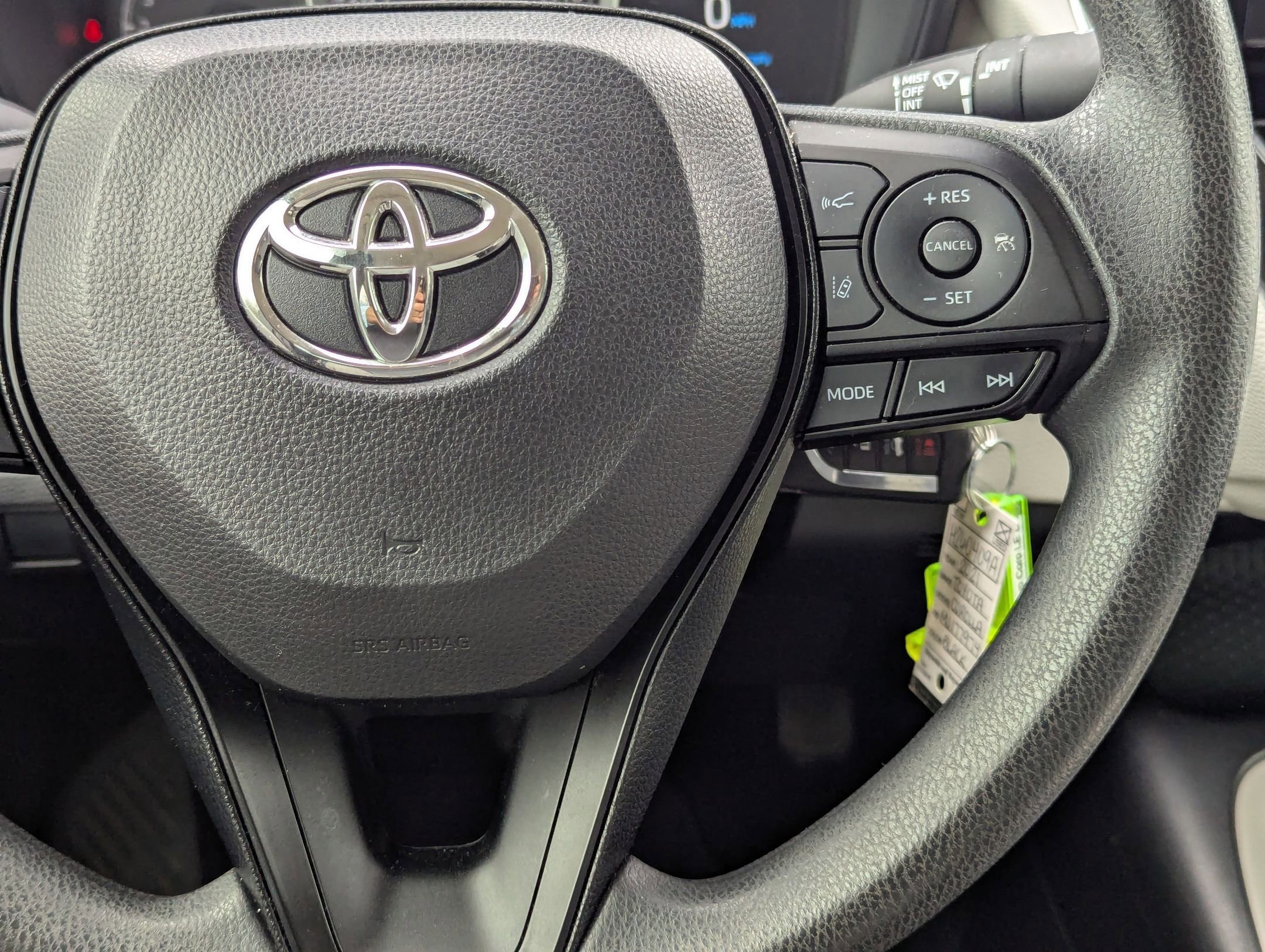 Used 2021 Toyota Corolla LE w/ Carpet Mat Package (TMS) image 22