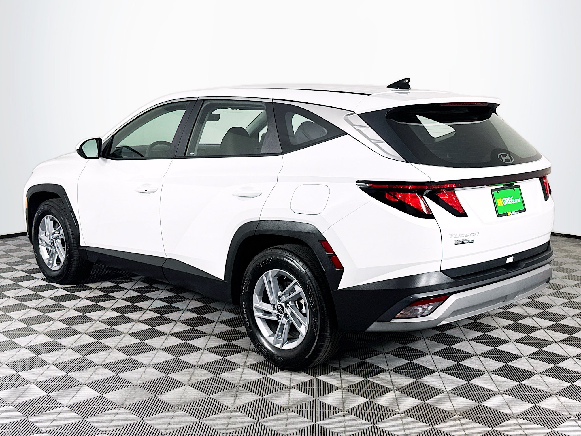 Used 2026 Hyundai Tucson SE FWD image 6