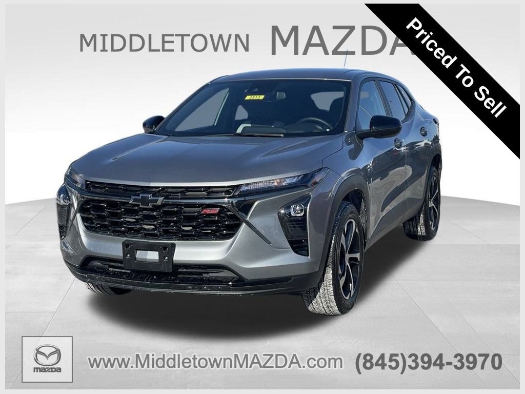 Used 2025 Chevrolet Trax RS w/ Driver Confidence Package